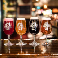 Bjud han på ölprovning